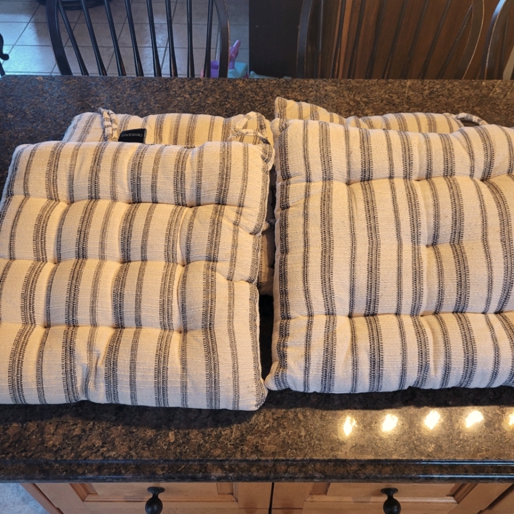 Cynthia Rowley Seat Cushions